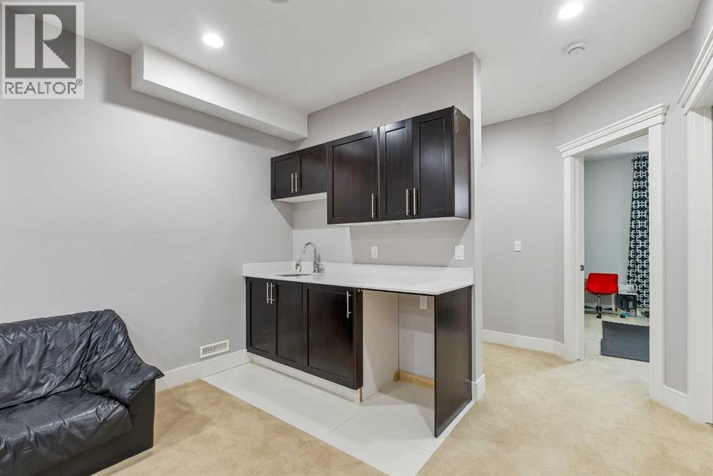 406 25 Avenue NW — photo 36