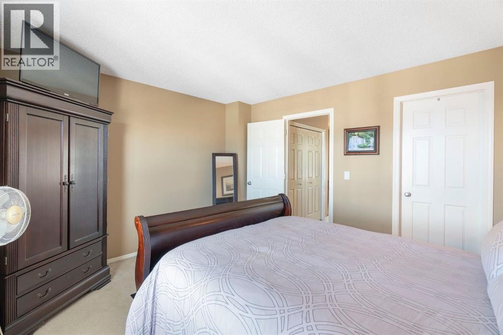 122 Bridlewood Lane SW — photo 21