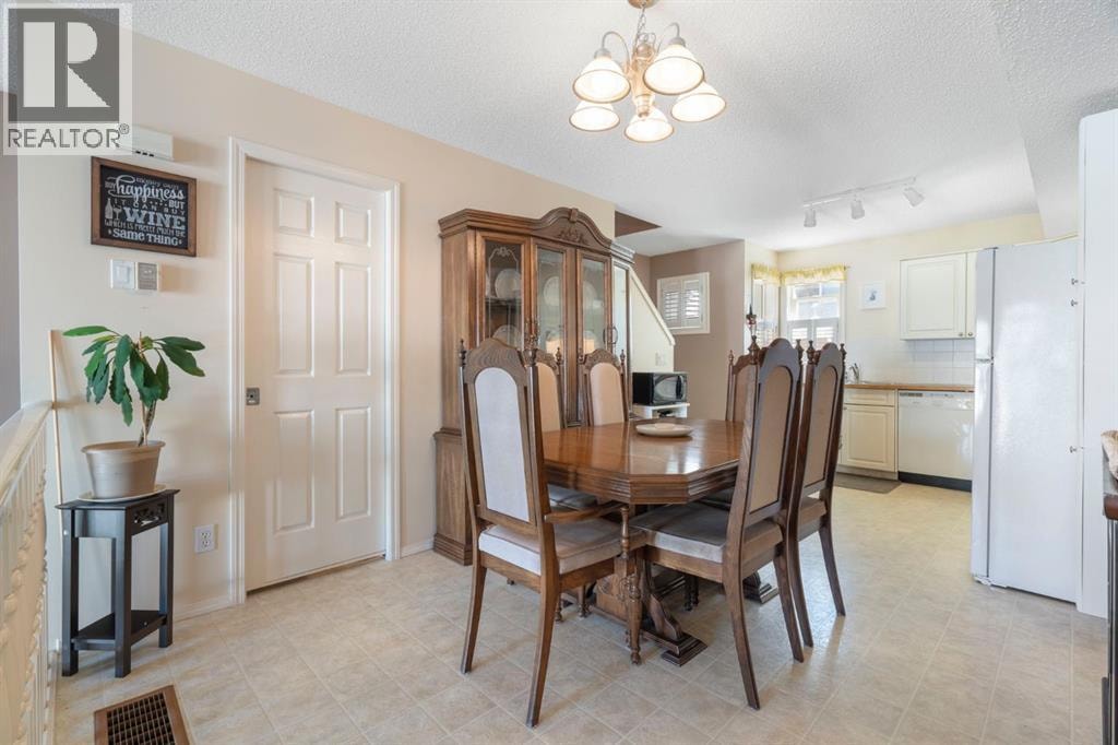 122 Bridlewood Lane SW — photo 12