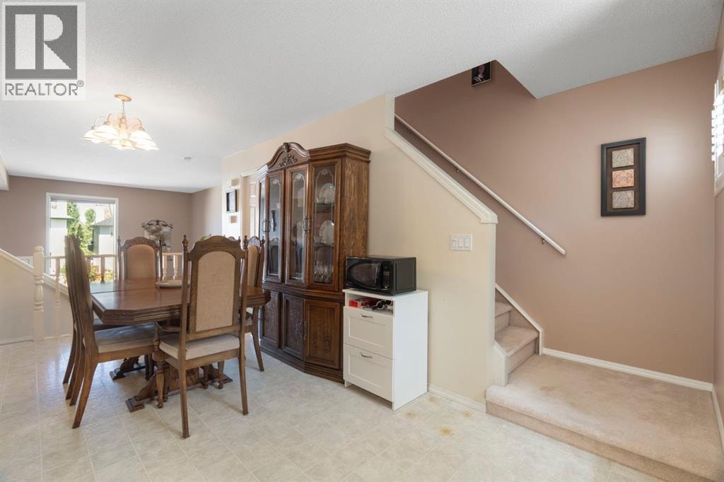 122 Bridlewood Lane SW — photo 14