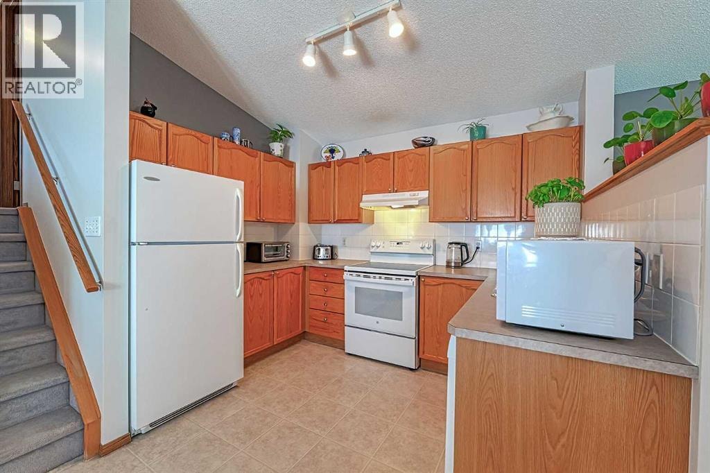 234 Martinvalley Mews NE — photo 4