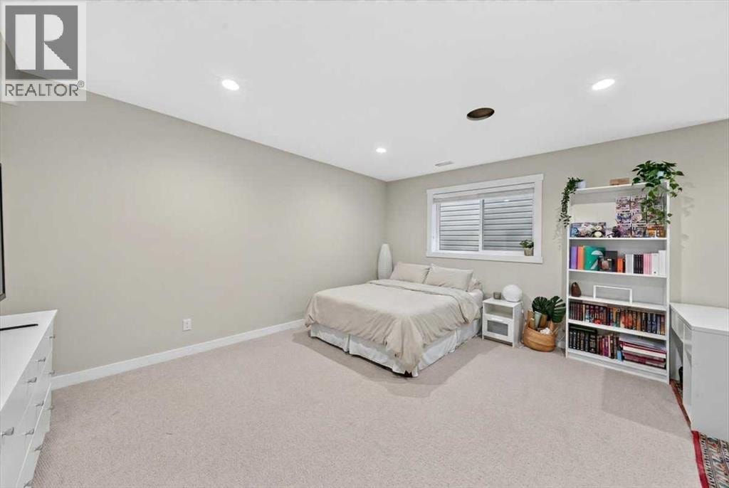 60 Sherwood Crescent NW — photo 30