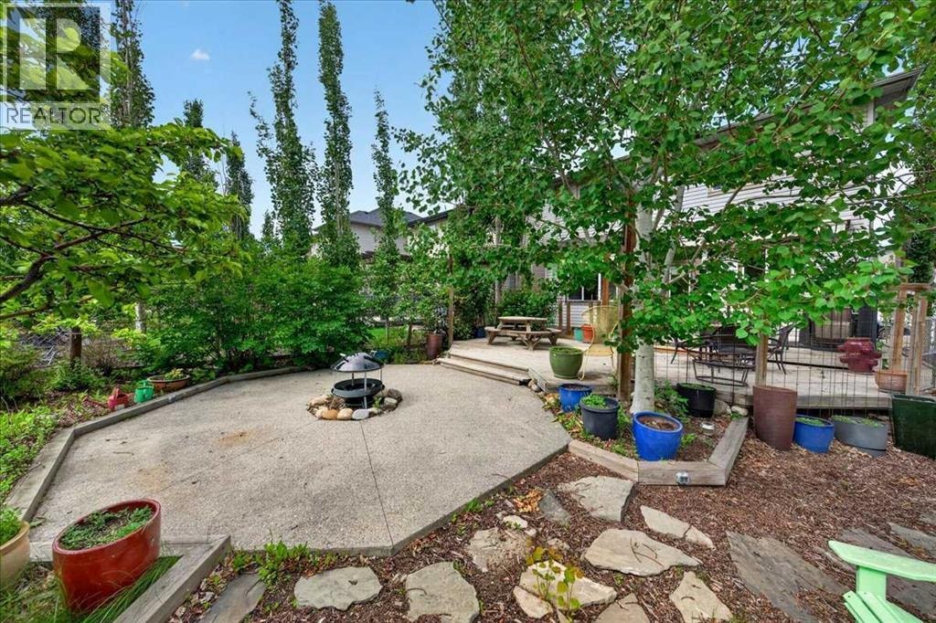 60 Sherwood Crescent NW — photo 35