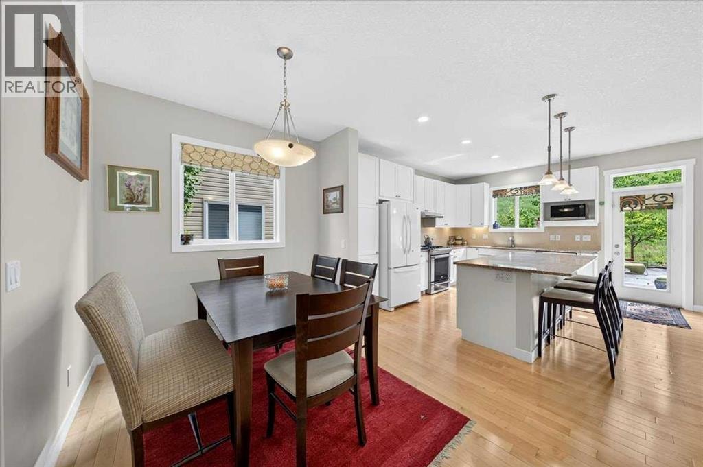 60 Sherwood Crescent NW — photo 7