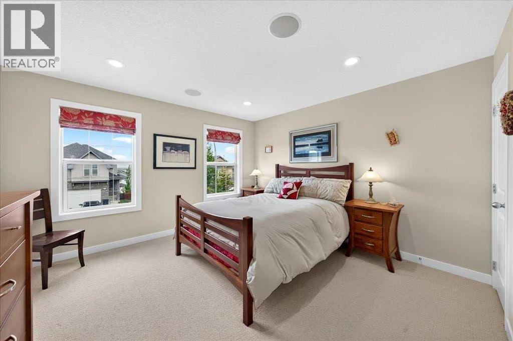 60 Sherwood Crescent NW — photo 22