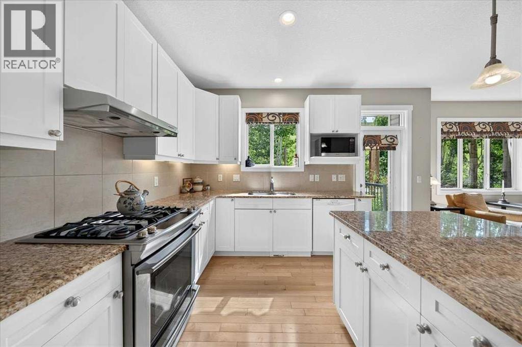 60 Sherwood Crescent NW — photo 14