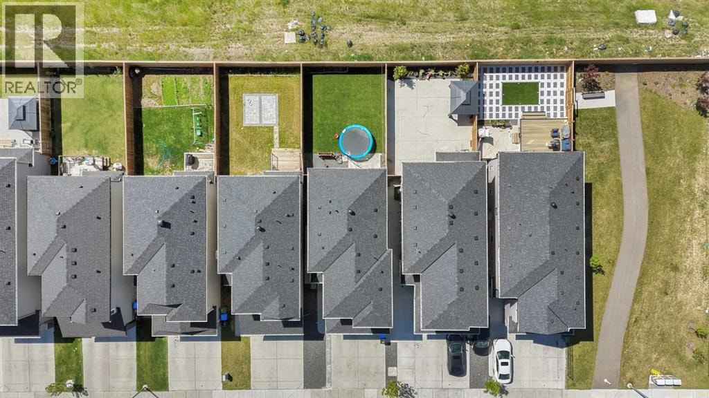 349 Corner Meadows Way NE — photo 3