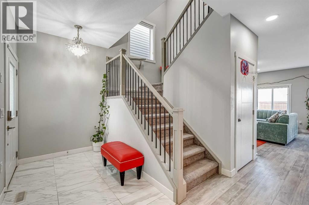 349 Corner Meadows Way NE — photo 5