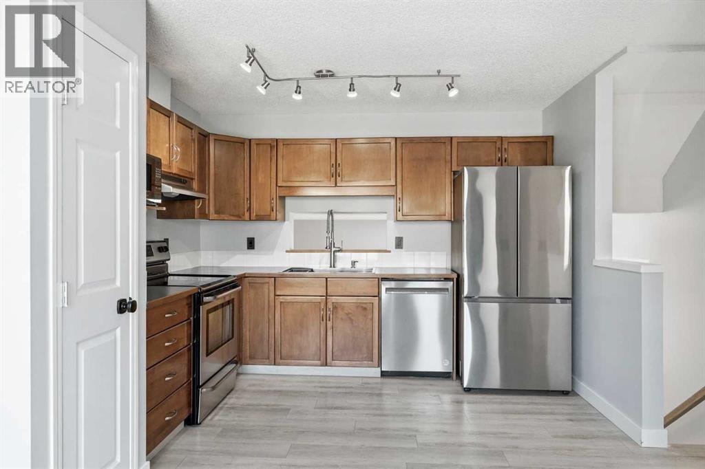 337 Copperfield Boulevard SE — photo 3