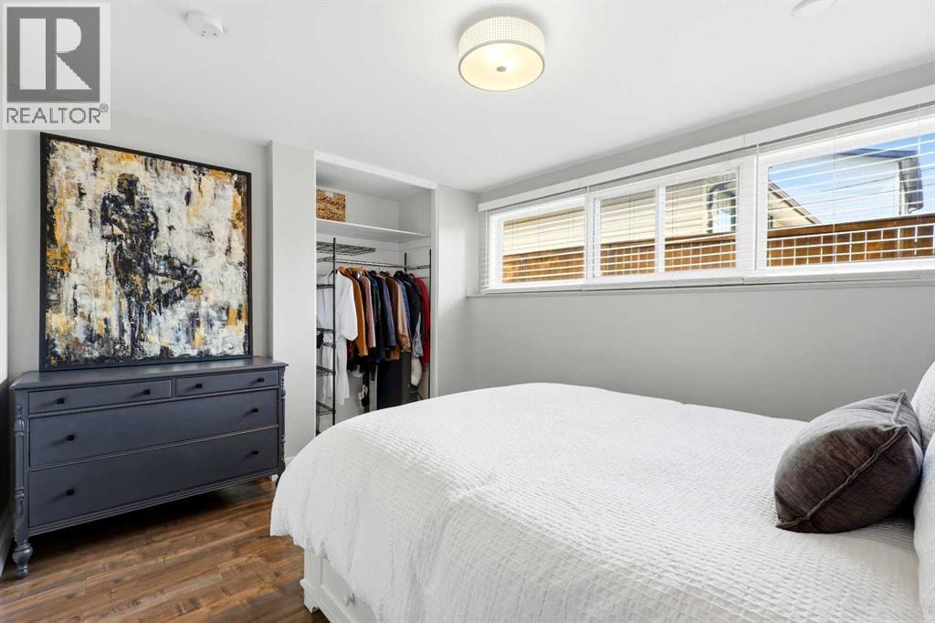 2516 63 Avenue SW — photo 24