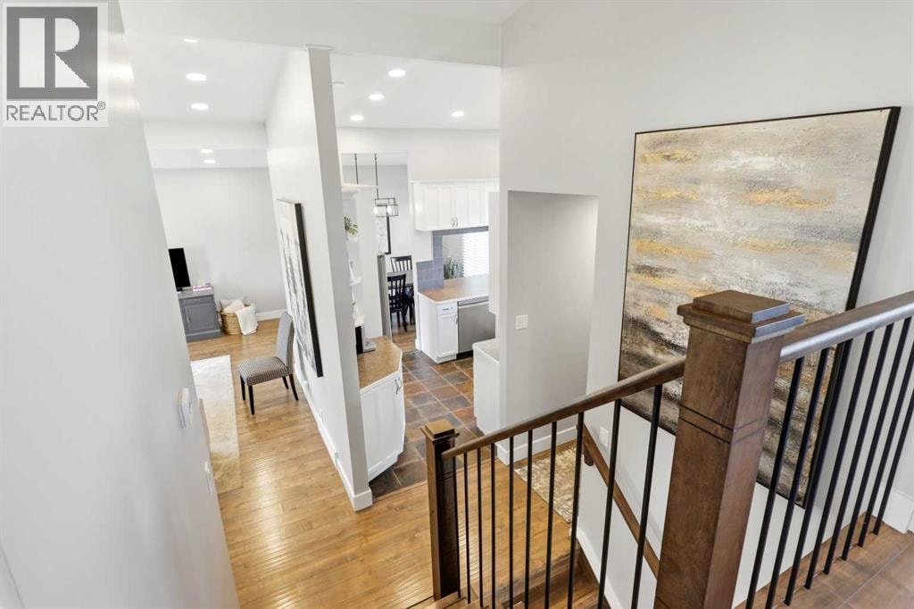 2516 63 Avenue SW — photo 15