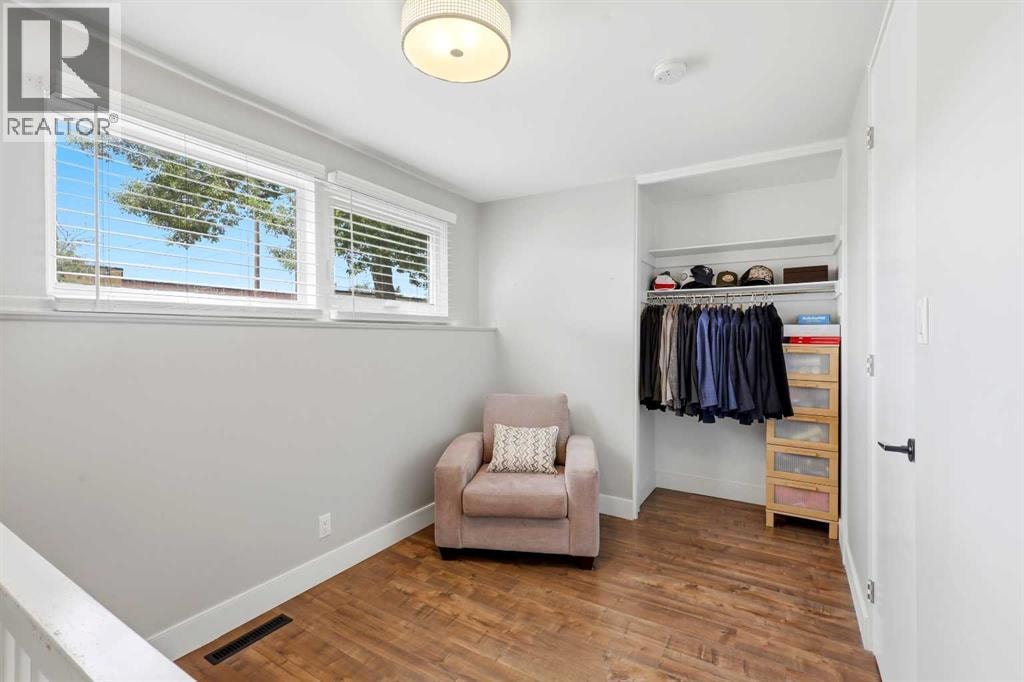 2516 63 Avenue SW — photo 26