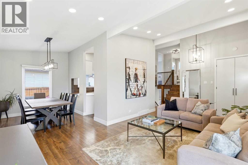 2516 63 Avenue SW — photo 8
