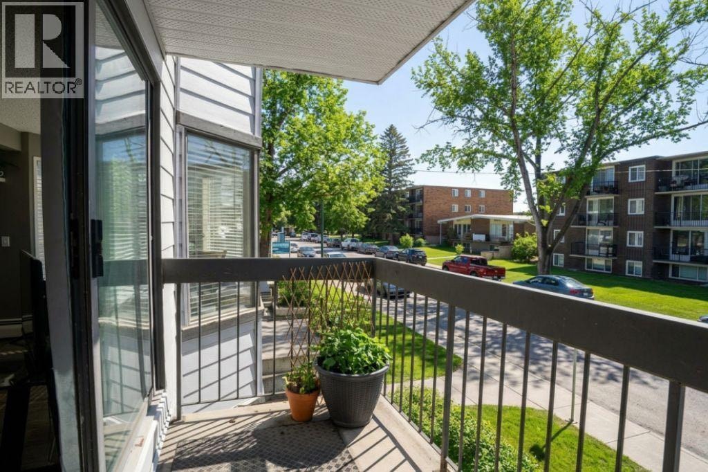 201, 630 57 Avenue SW — photo 7