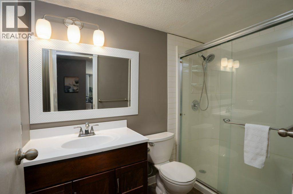 201, 630 57 Avenue SW — photo 17