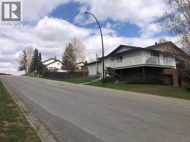 131 Ranchlands Court NW — photo 10