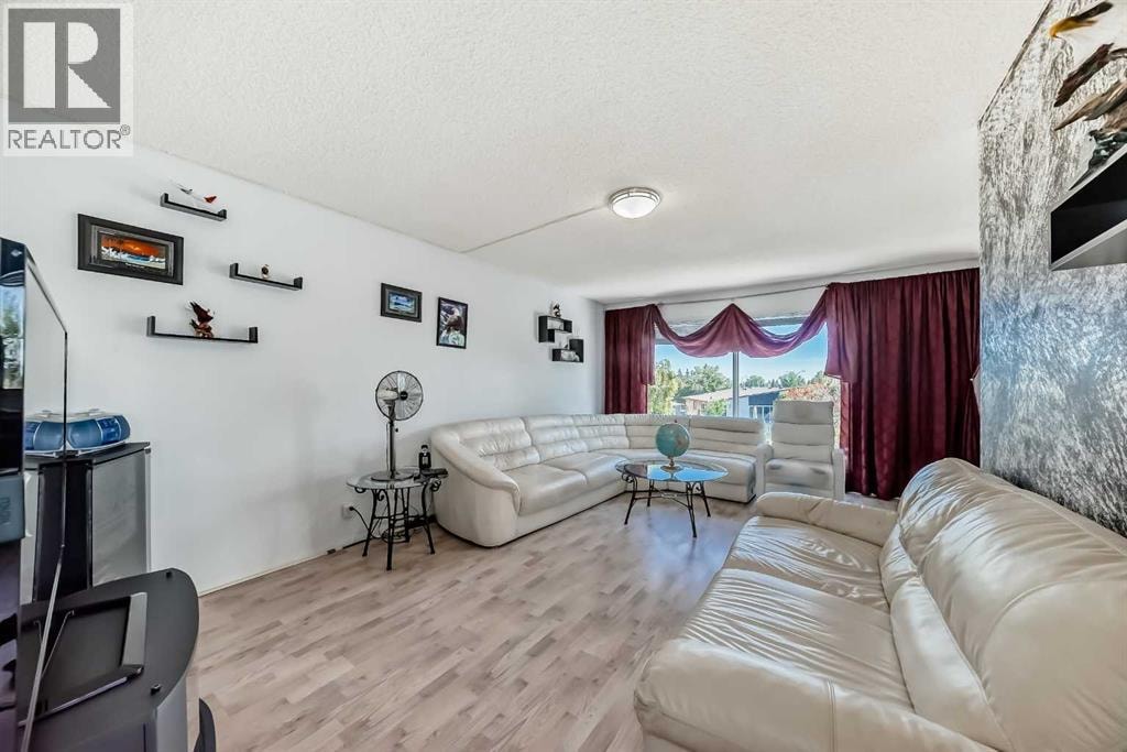 131 Ranchlands Court NW — photo 16