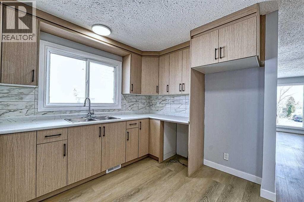 71 Falton Drive NE — photo 15