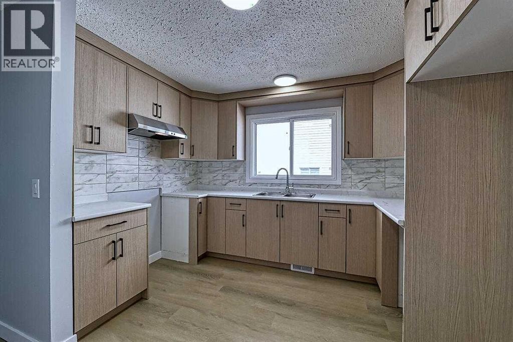71 Falton Drive NE — photo 12