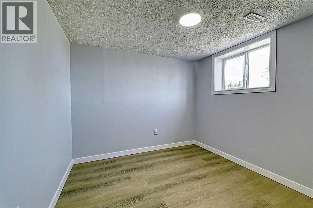 71 Falton Drive NE — photo 42