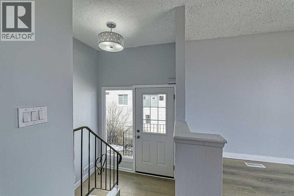 71 Falton Drive NE — photo 3