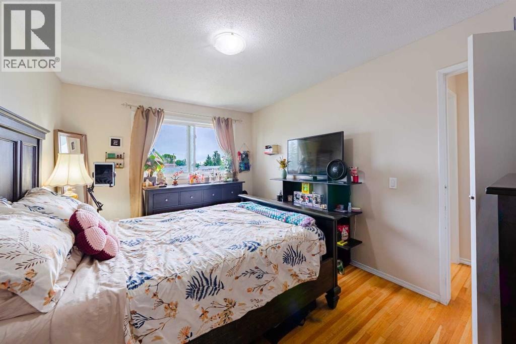 5412 14 Avenue SE — photo 16