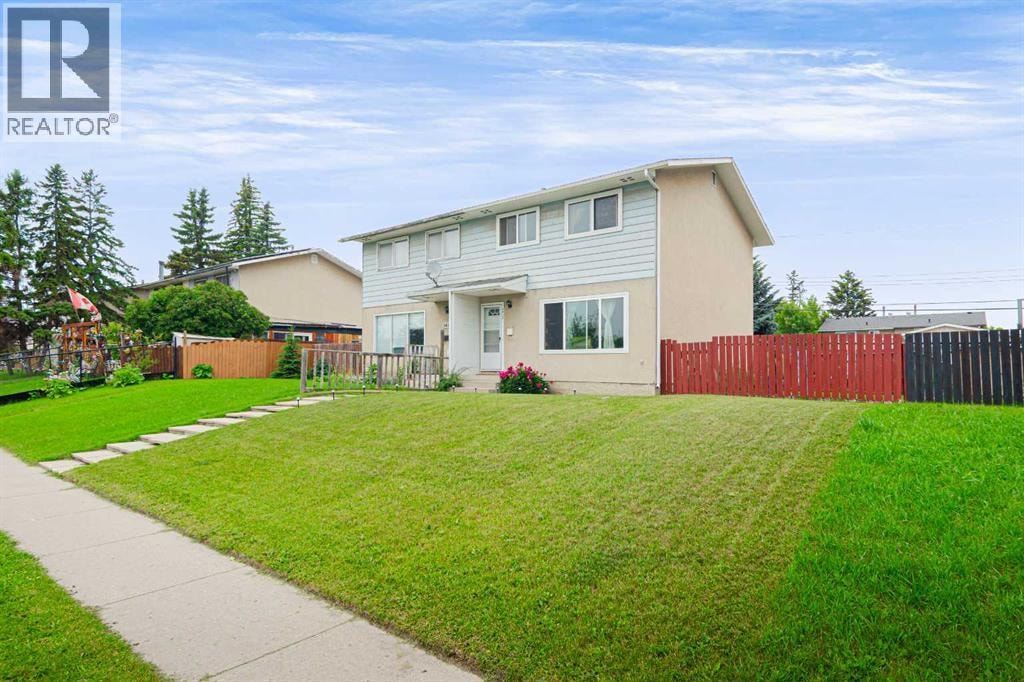 5412 14 Avenue SE — photo 2