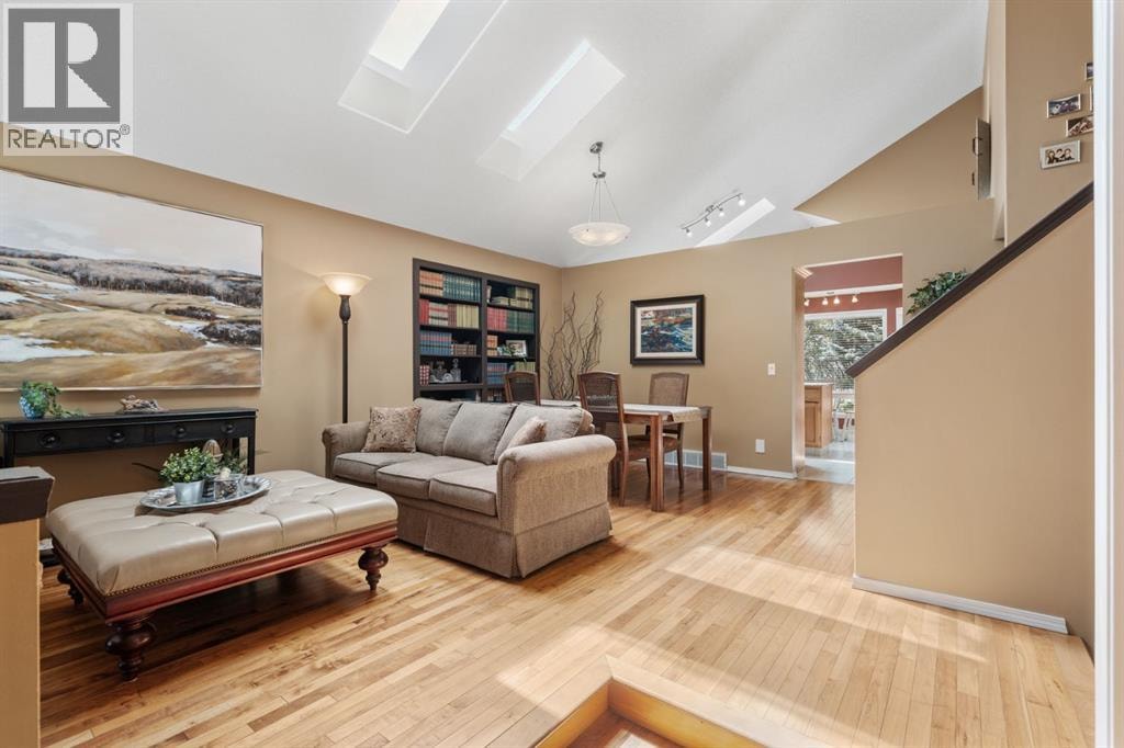212 Sirocco Place SW — photo 4