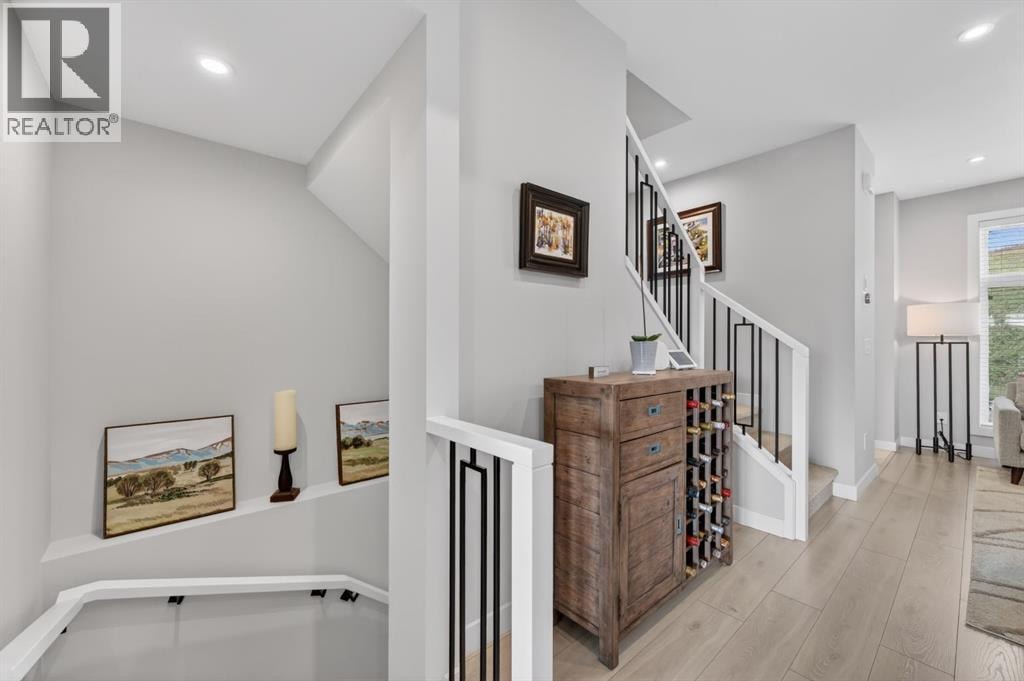 3088 85 Street SW — photo 13