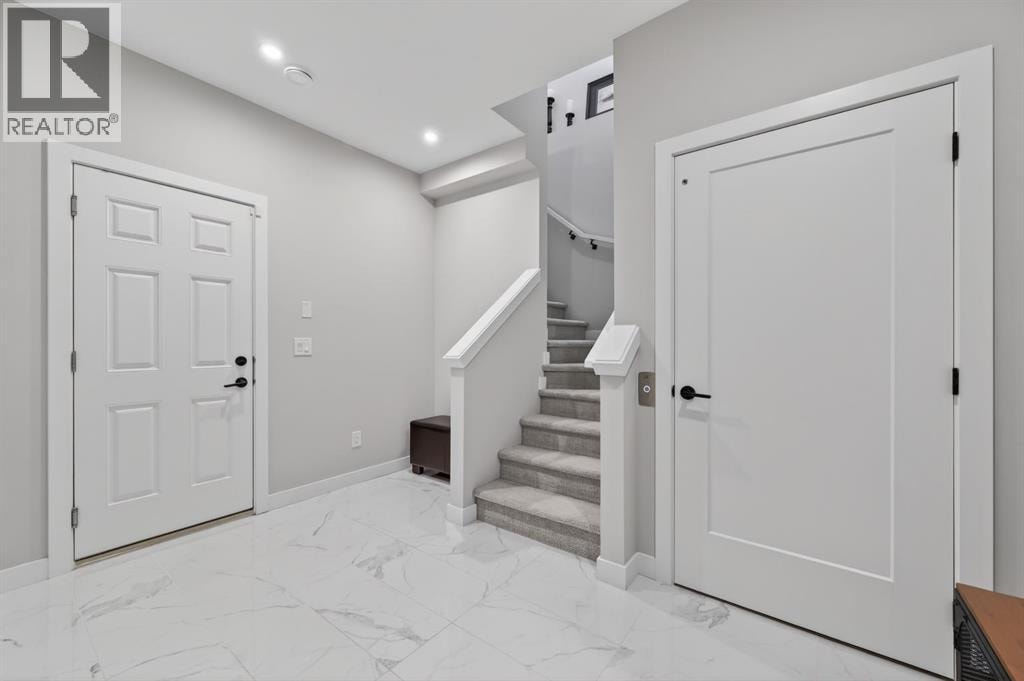3088 85 Street SW — photo 30