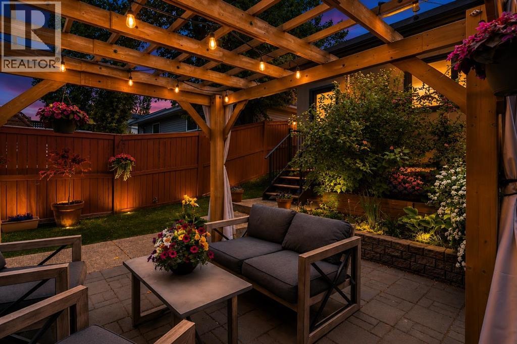 2113 21 Avenue SW — photo 34