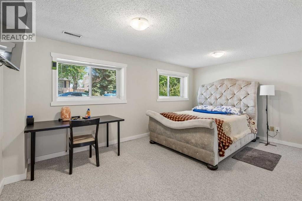 2411 51 Street NE — photo 19