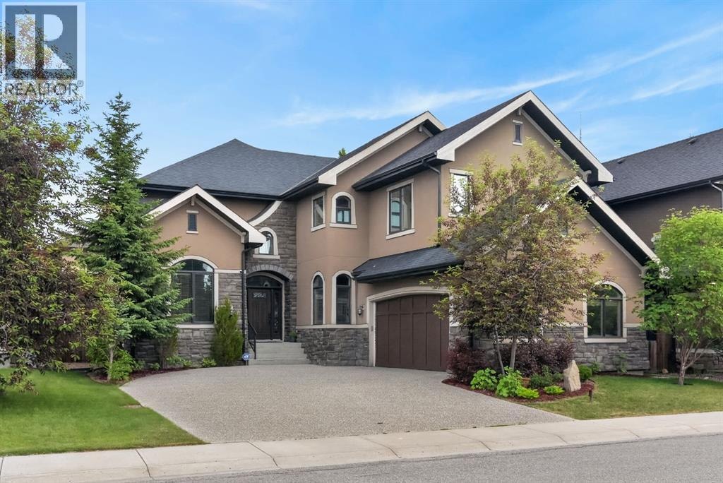52 Wentworth Crescent SW — photo 3