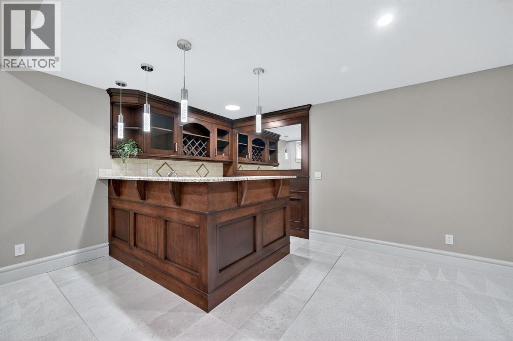 52 Wentworth Crescent SW — photo 35