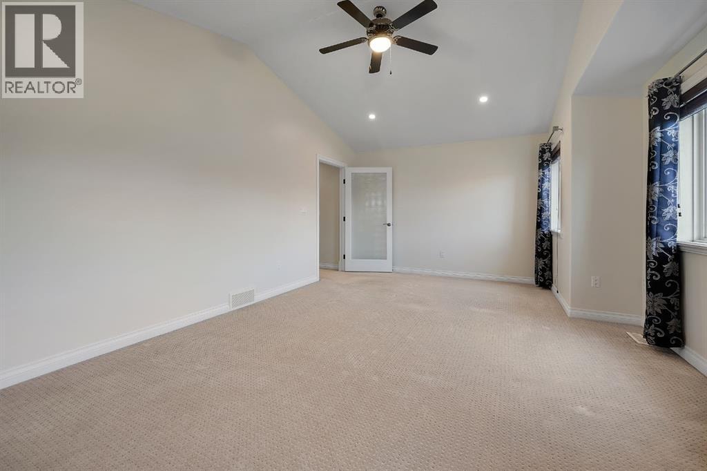 40 Baywater Court SW — photo 27