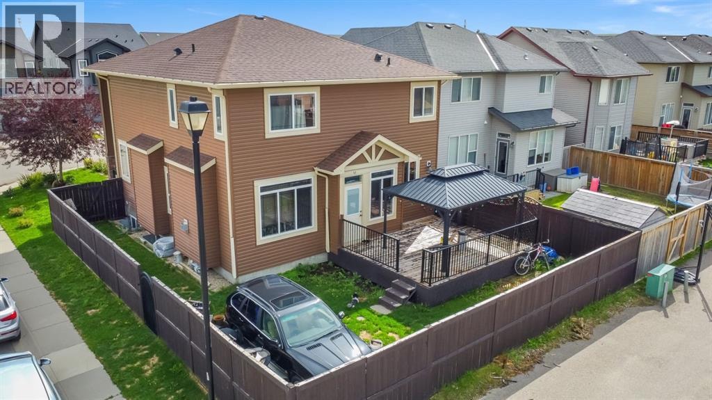 40 Baywater Court SW — photo 44