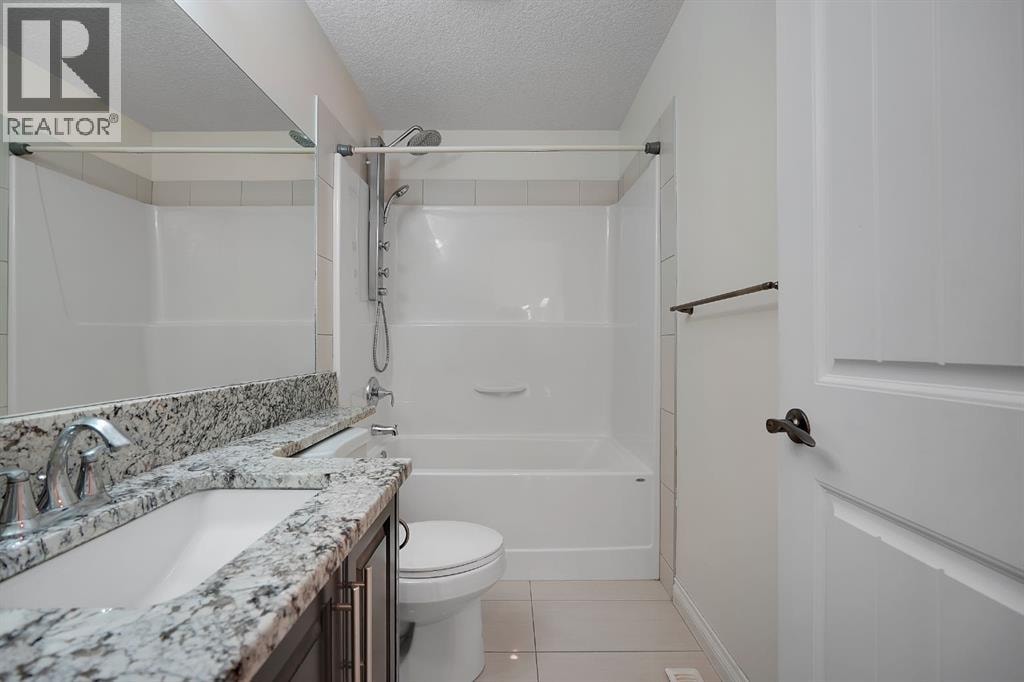 40 Baywater Court SW — photo 39