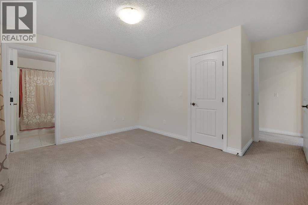 40 Baywater Court SW — photo 41
