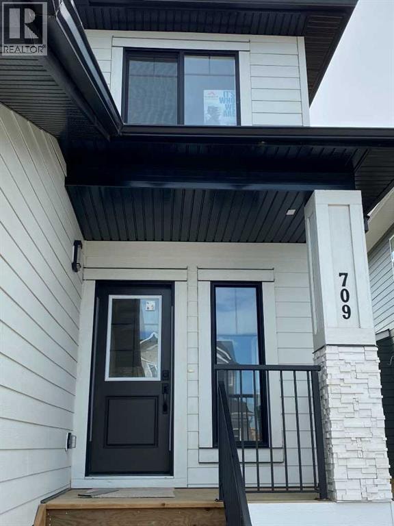 709 MANDALAY Avenue NW — photo 2
