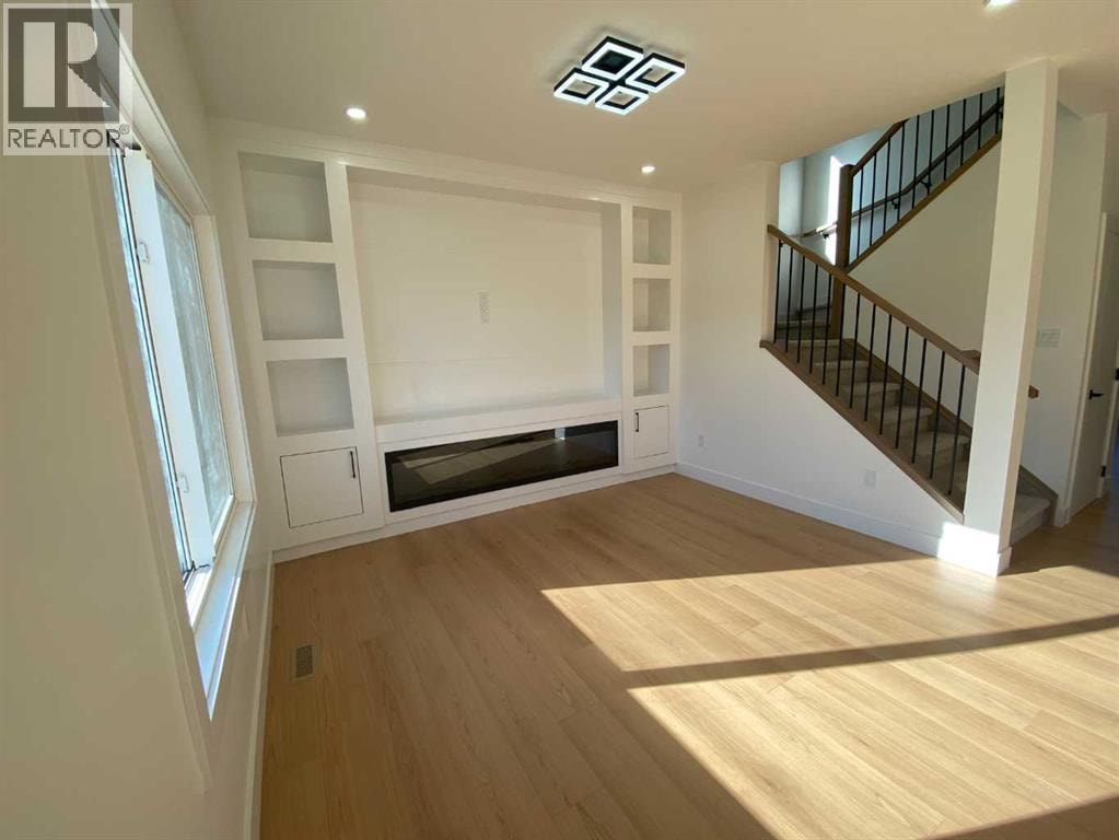709 MANDALAY Avenue NW — photo 15