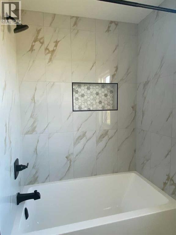 709 MANDALAY Avenue NW — photo 35