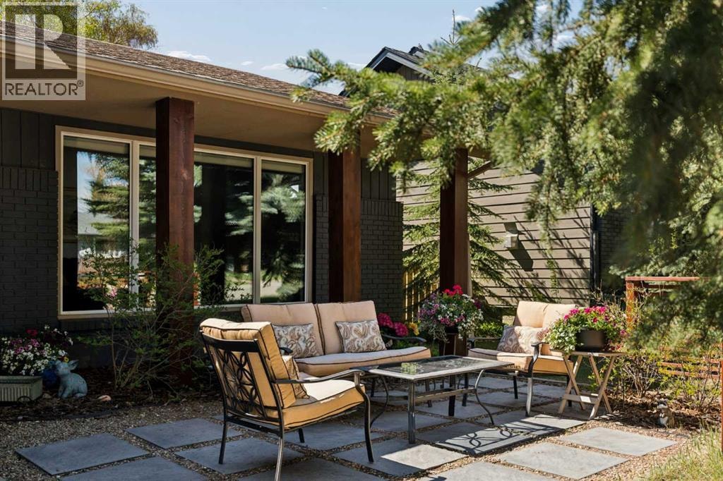 127 Parkglen Crescent SE — photo 4