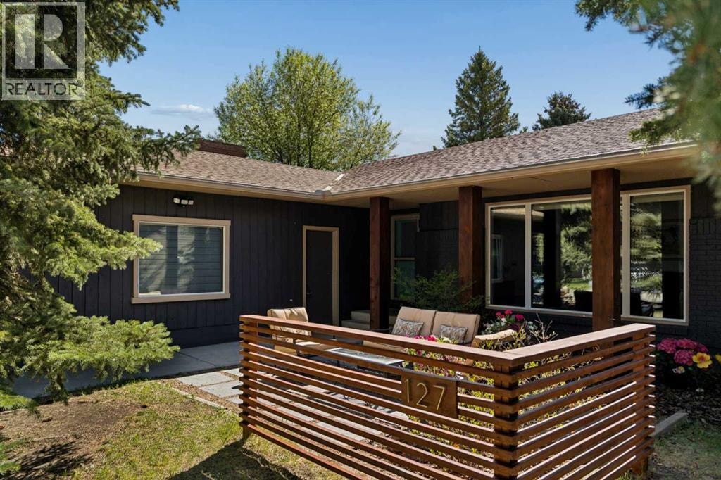 127 Parkglen Crescent SE — photo 5