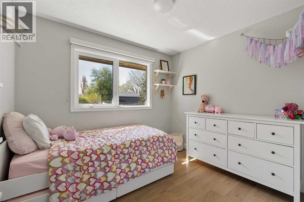 127 Parkglen Crescent SE — photo 28