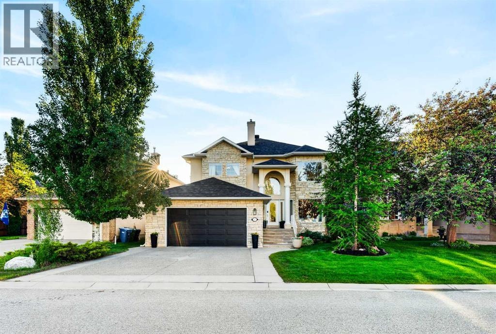 165 Strathlea Place SW — photo 2