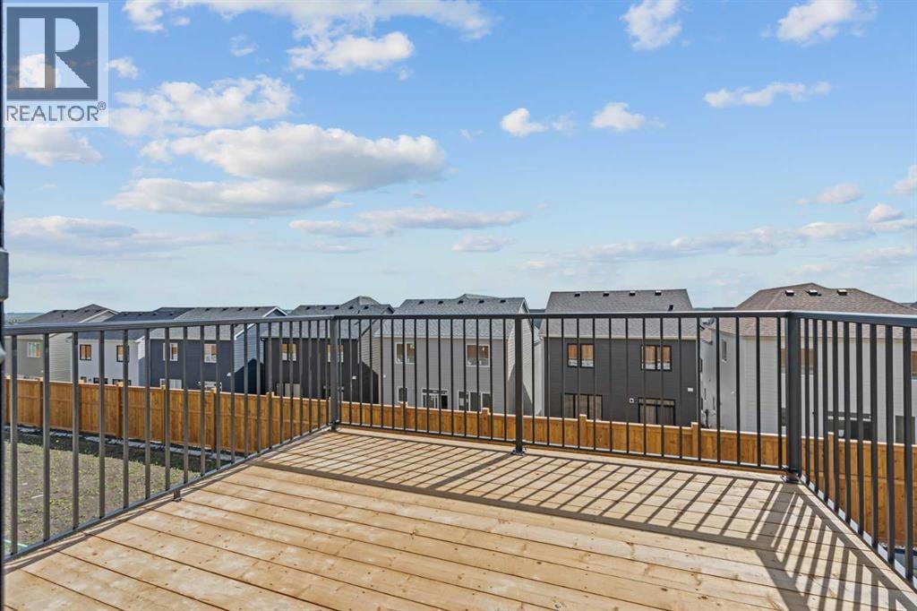 34 Wild Rose Bay SW — photo 11
