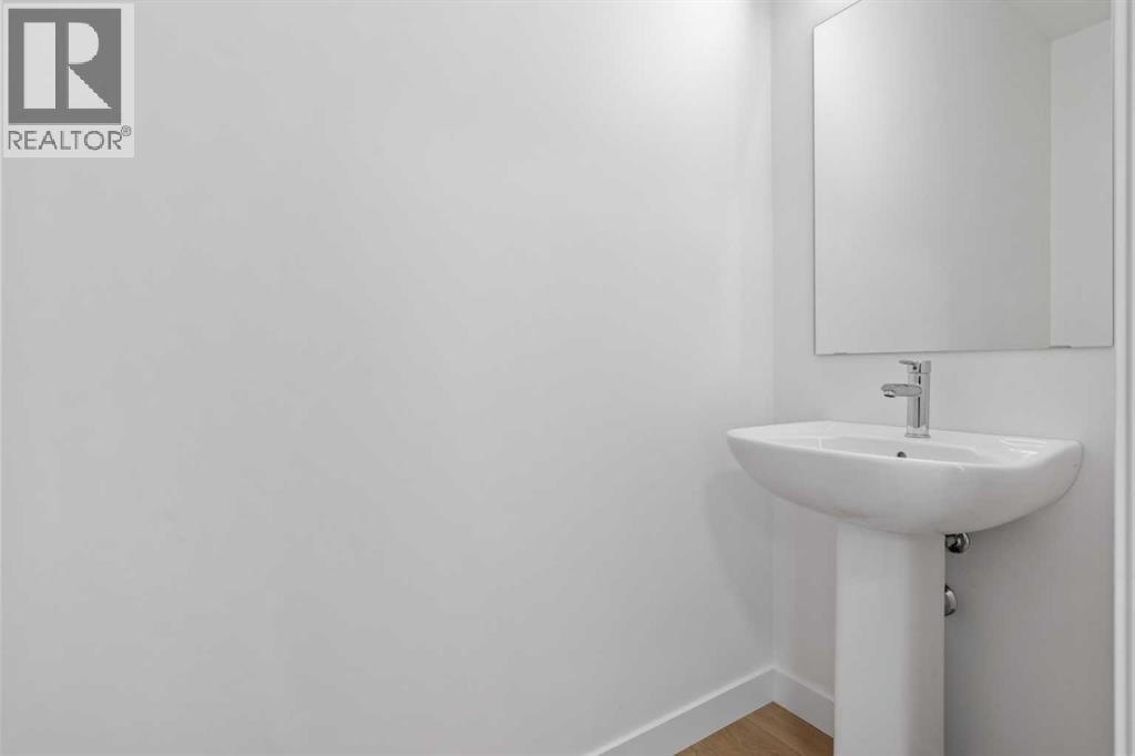 34 Wild Rose Bay SW — photo 13
