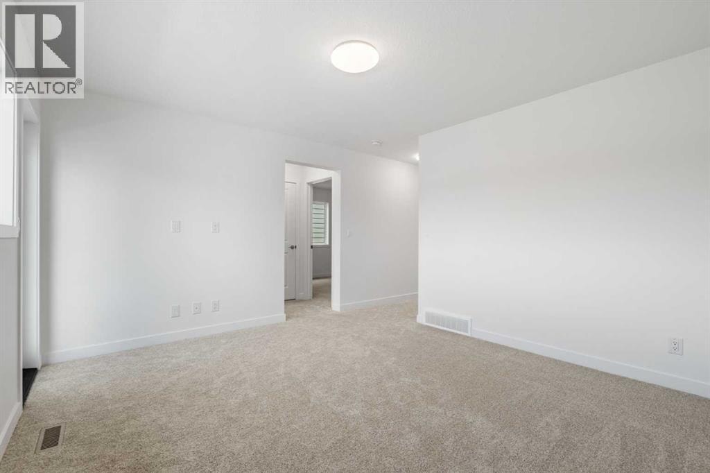 34 Wild Rose Bay SW — photo 24