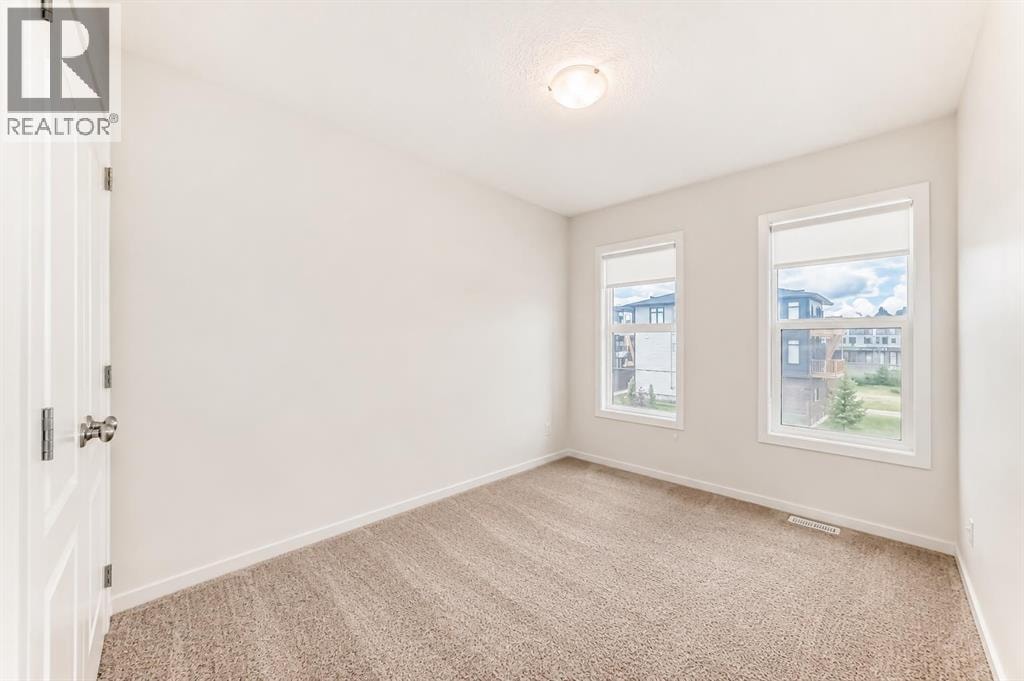 571 Seton Circle SE — photo 25