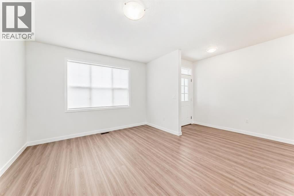 571 Seton Circle SE — photo 8